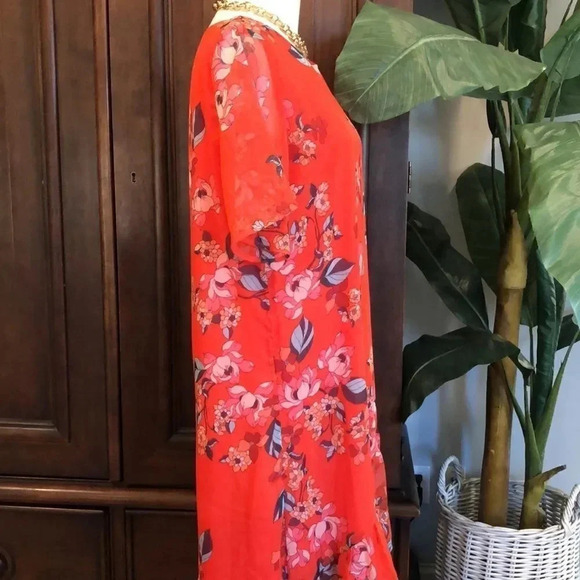 𝅺A. New. Day red flower dress size medium - Picture 5 of 12